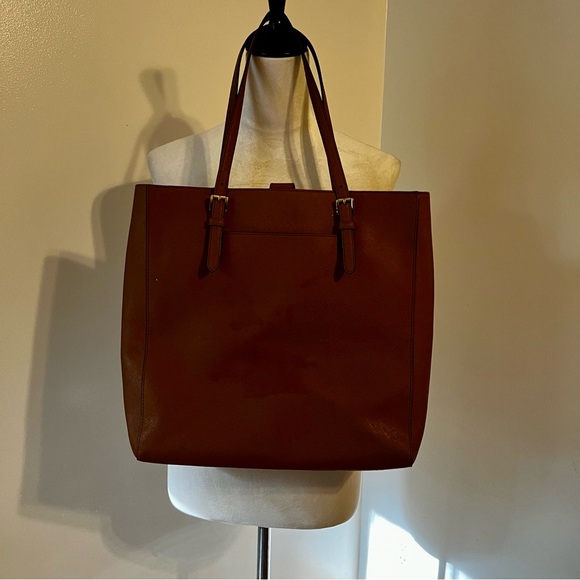Michael Kors Tan Saffiano Leather Shoulder Bag - Picture 2 of 10